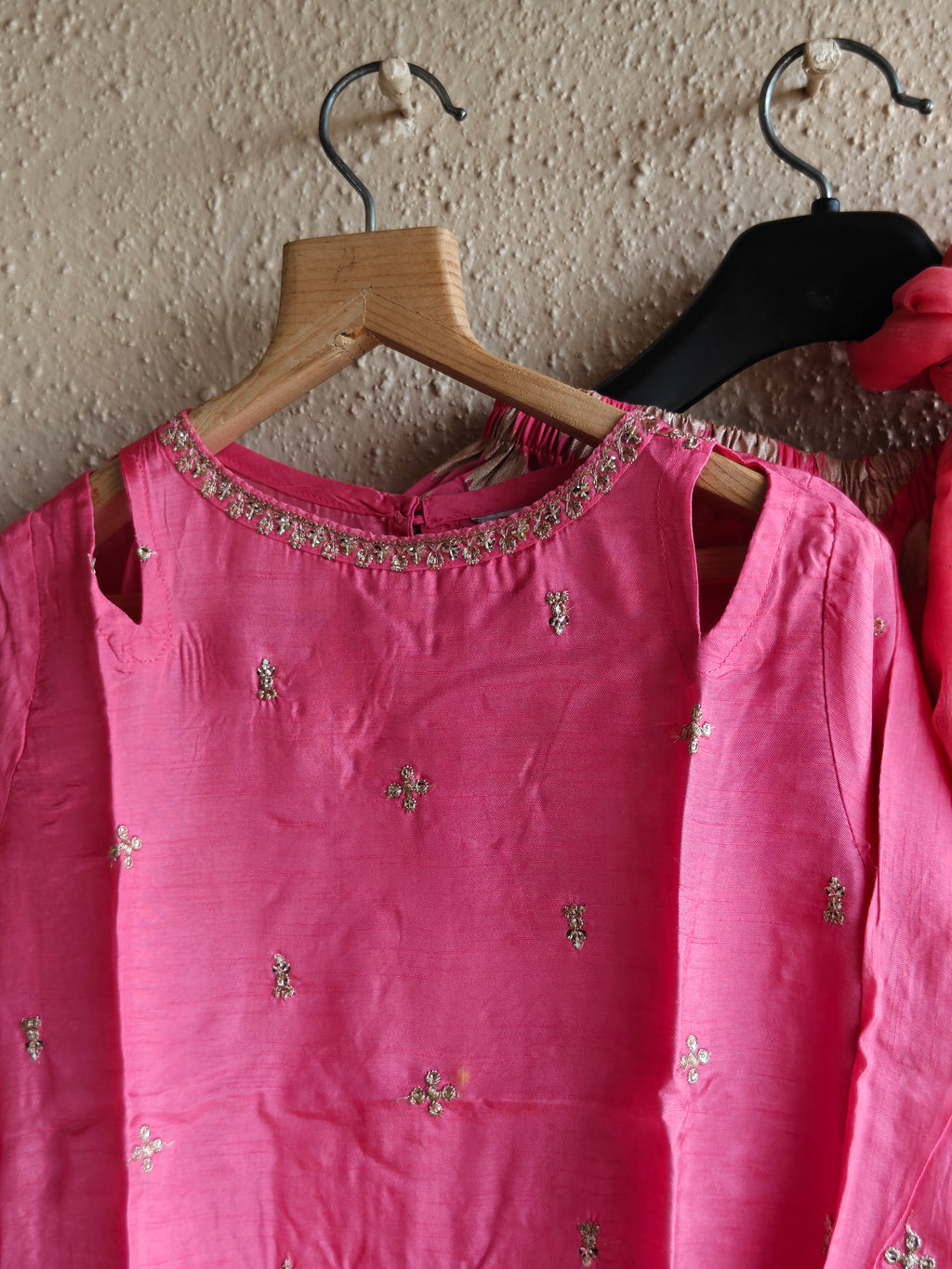 Gulaabi Andaaz-e-Shaahi