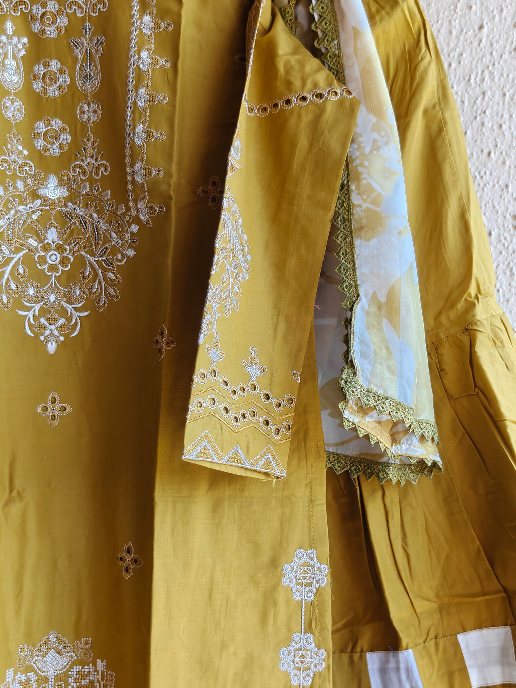 Mustard beauty