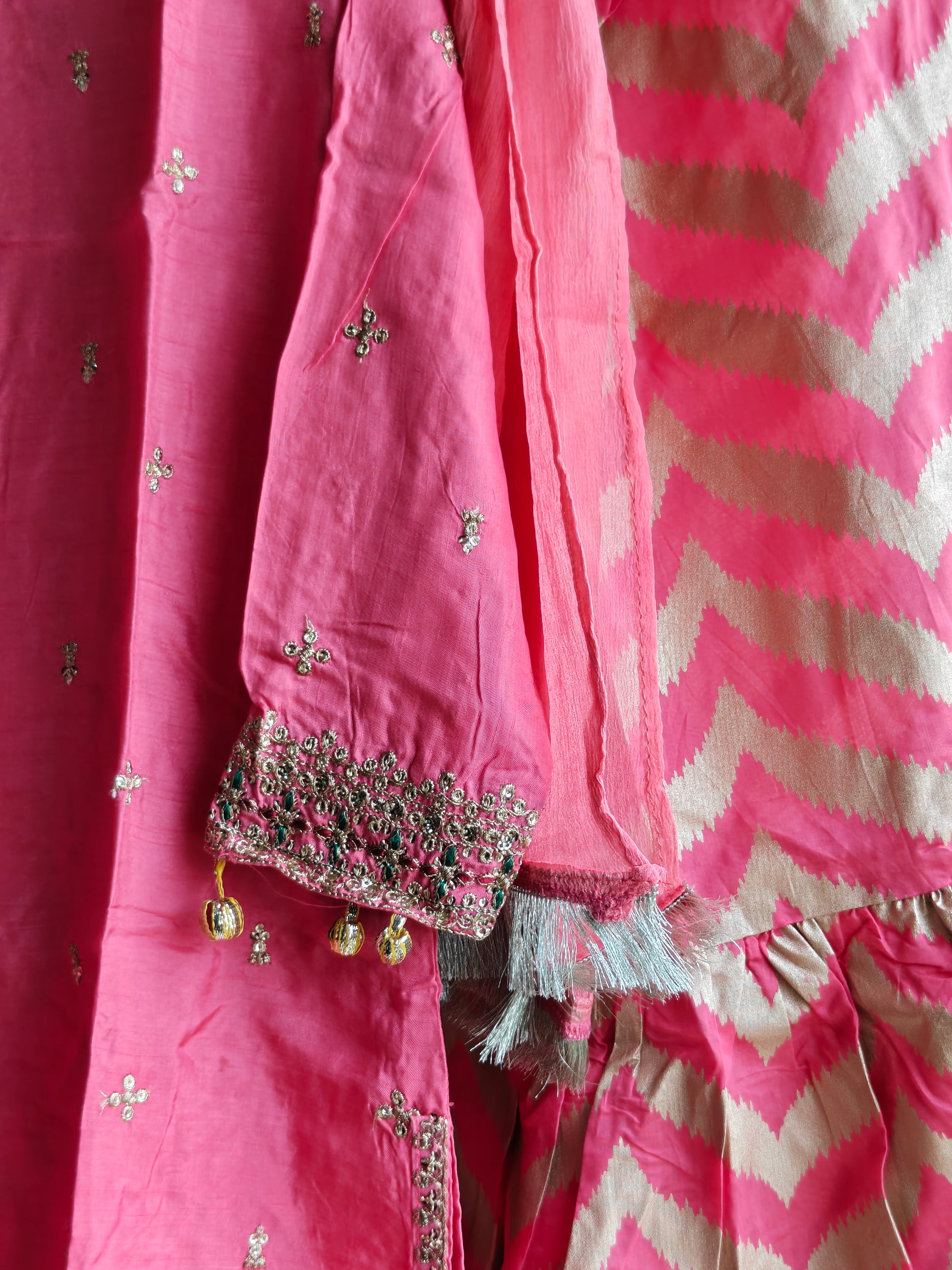 Gulaabi Andaaz-e-Shaahi