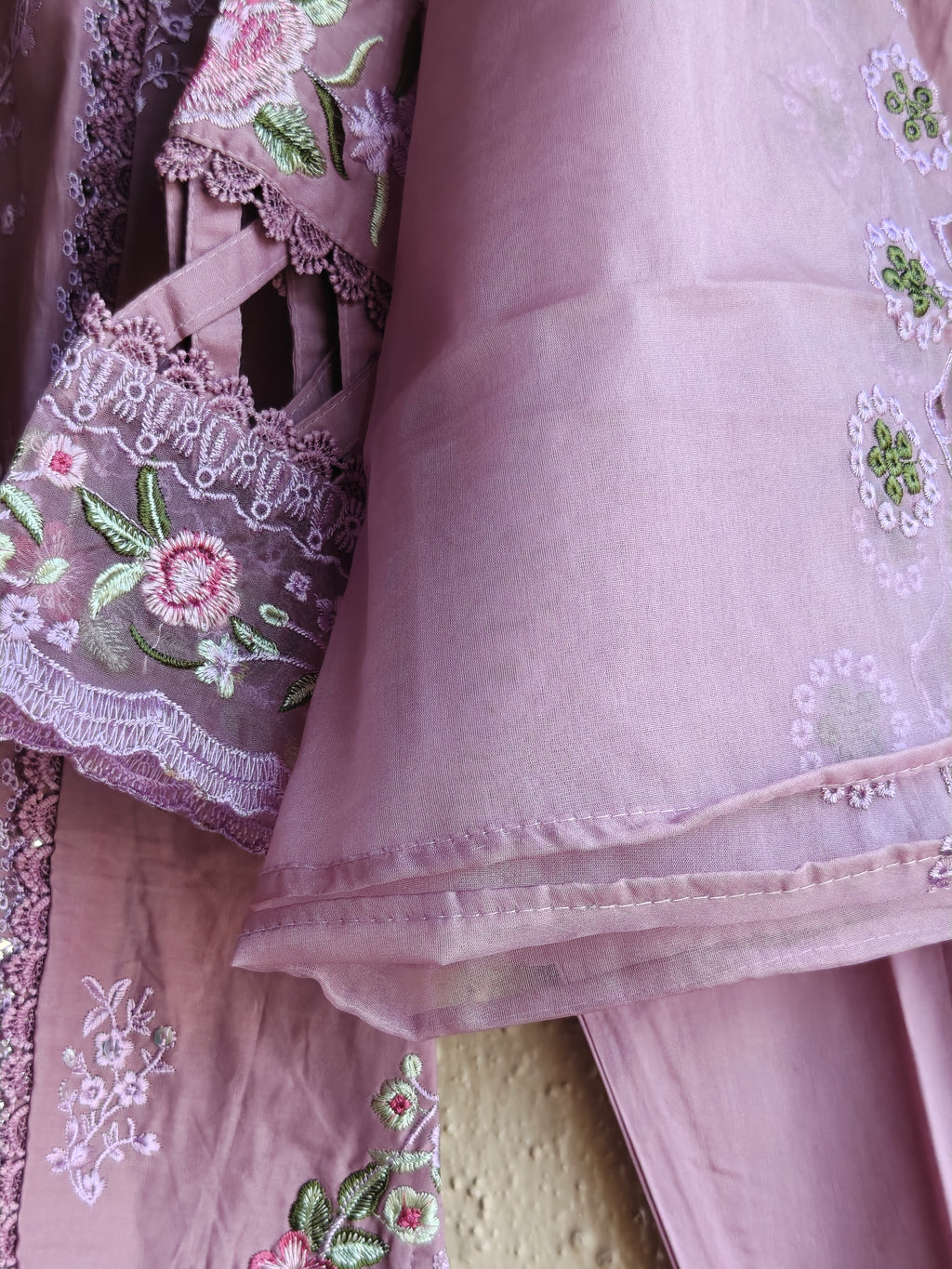 Lavender Mehr