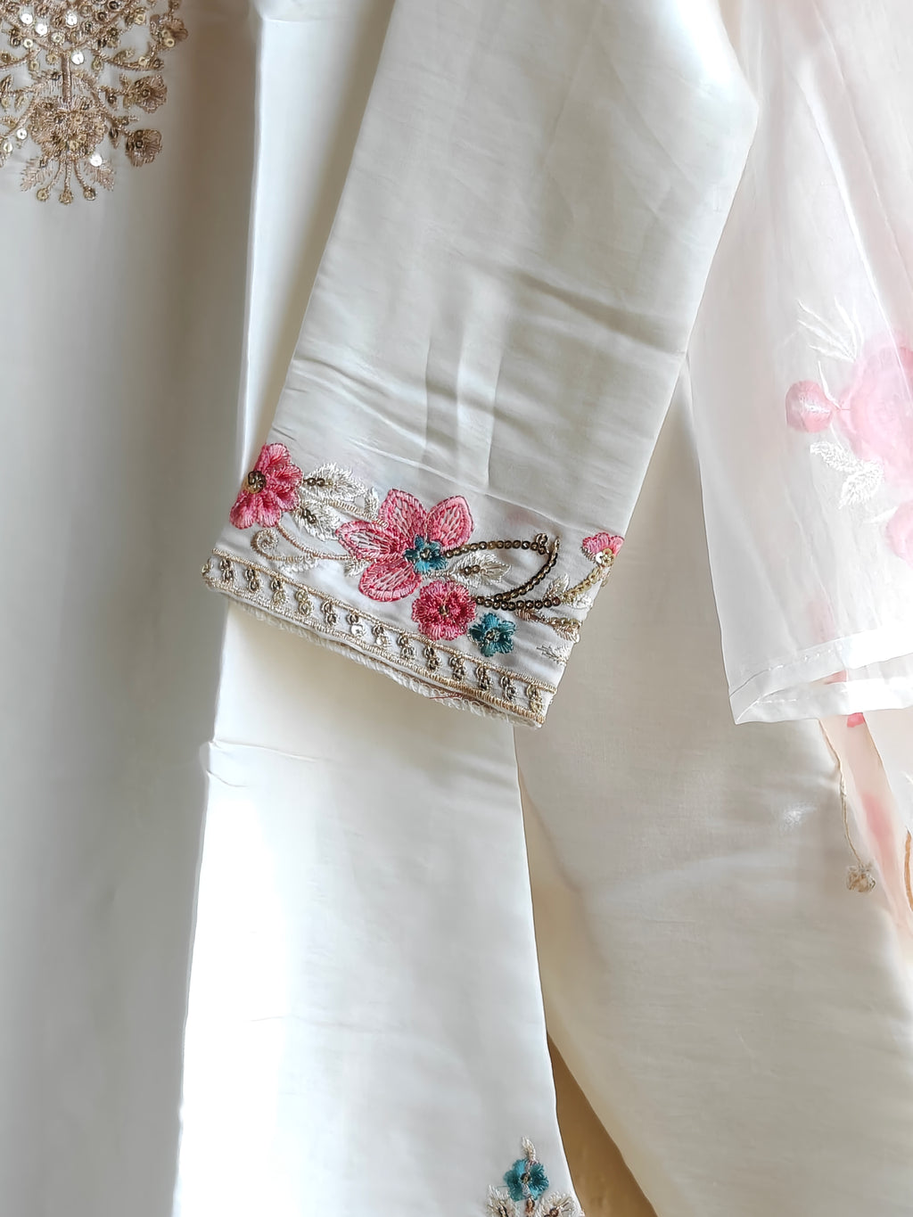 Noor Blossom