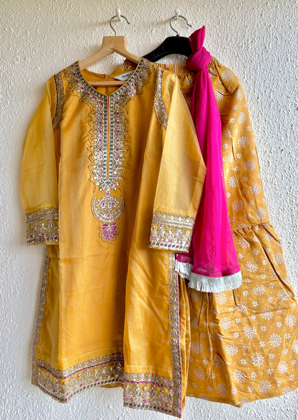 Zar-e-Amber
