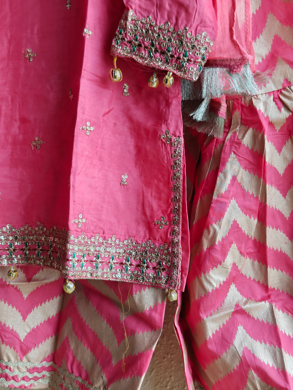 Gulaabi Andaaz-e-Shaahi