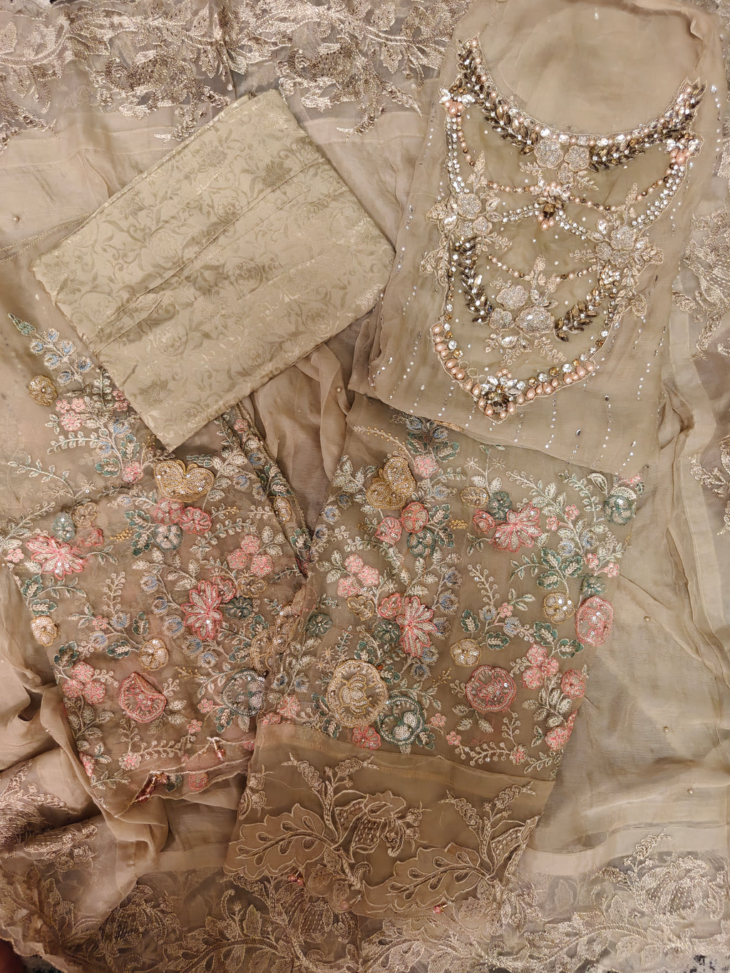 Noor-E-Zareen