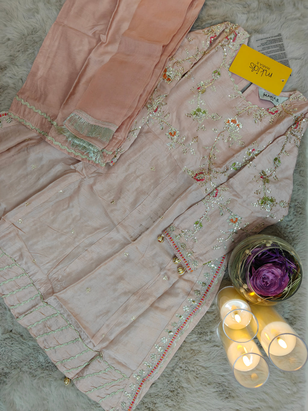 Gul-e-Nazneen