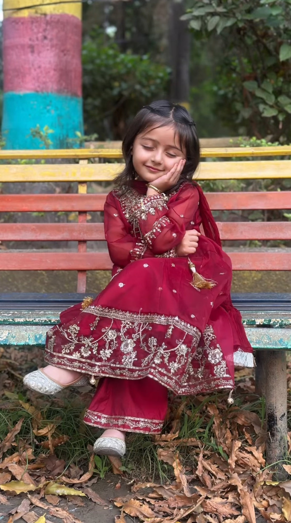 Laal Riwaayat